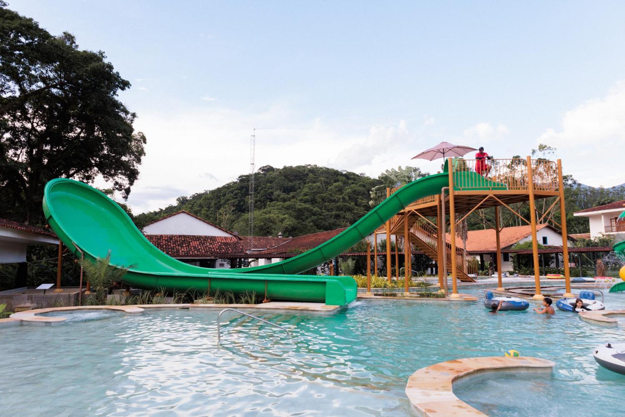Resort Fazenda 3 Pinheiros Энженейру-Пассос Экстерьер фото